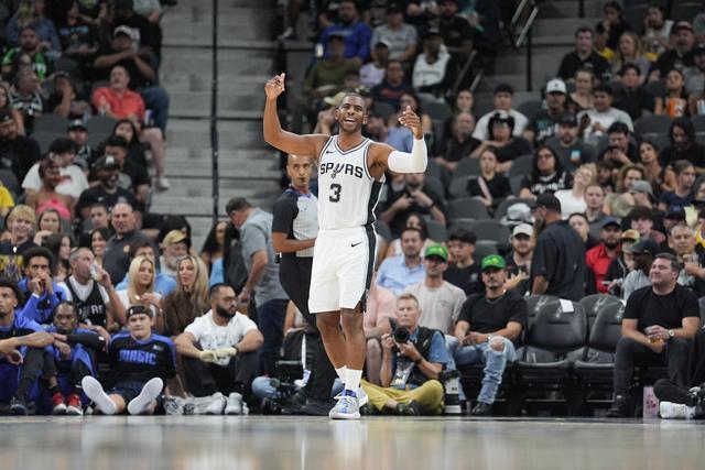 2026上海乒乓球嘉年华开幕 乒乓名将点赞全民观赛参赛新体验